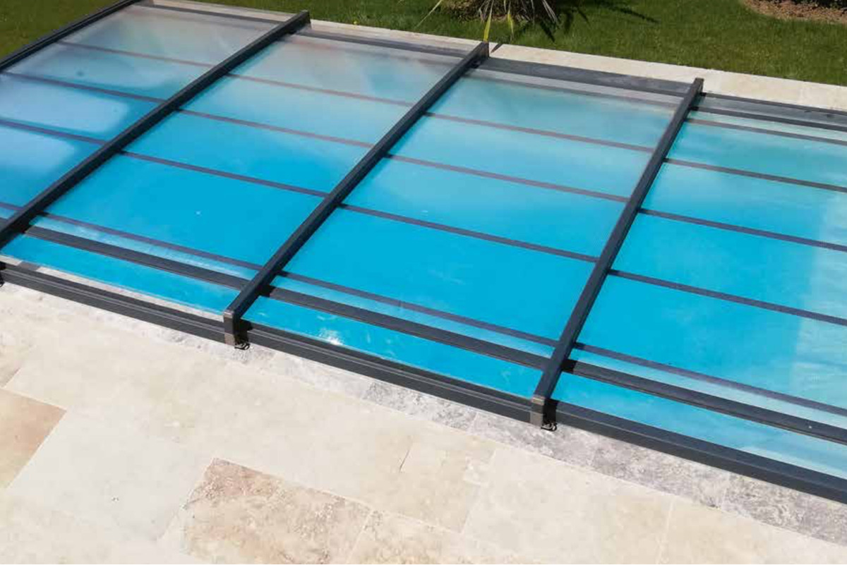 La Piscine Vendeenne Vente De Spa Abri Piscine CATALOGUE MARQUE BLANCHE ABRIS B2B2C 210x270 2023 02 WEB Copie Glissees 2 1 1