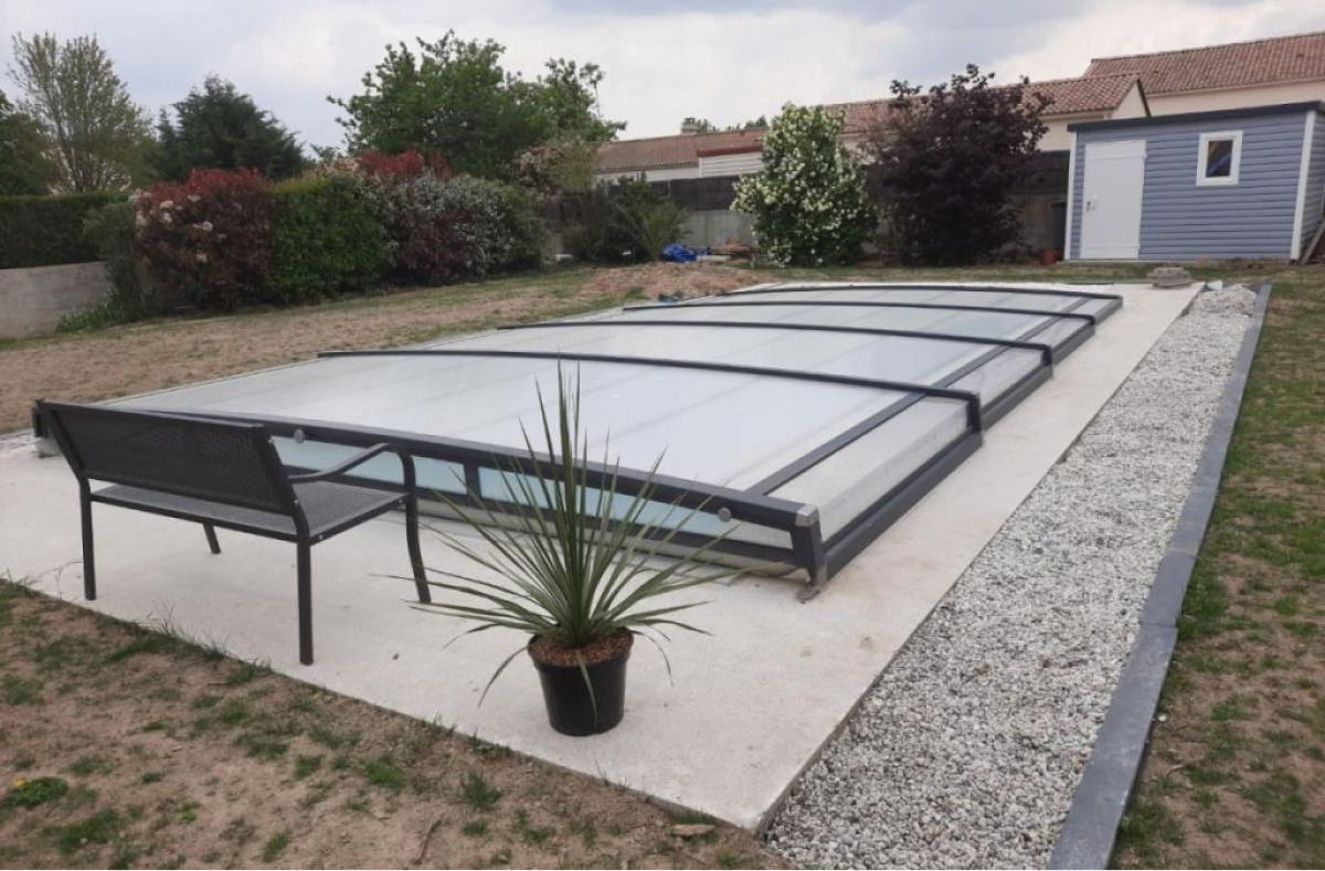 La Piscine Vendeenne Vente De Spa Abri Piscine ELYO18 AIZENAY 1